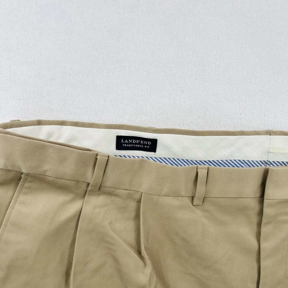 Lands End brand lands